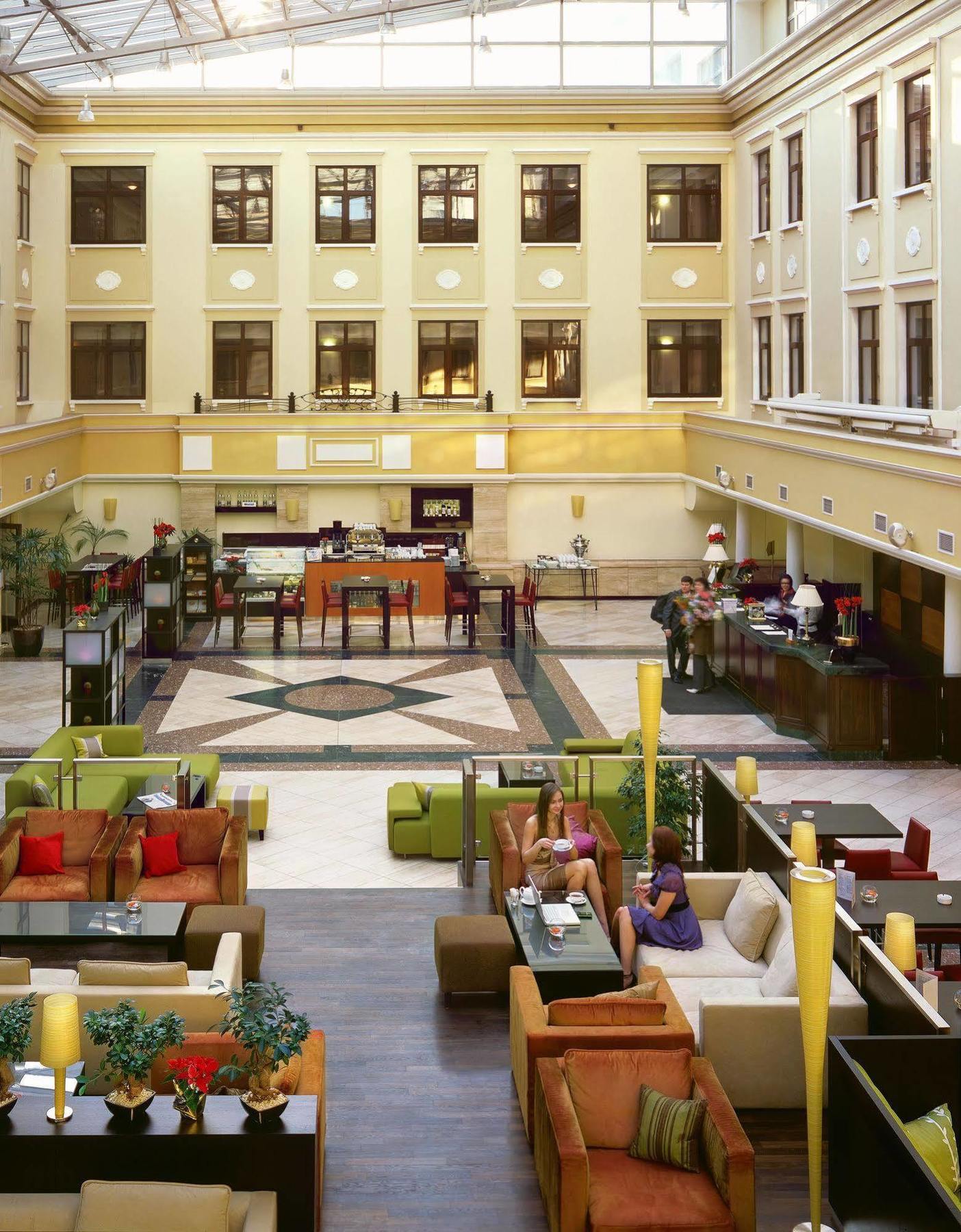 Courtyard By Marriott Moscow City Center Interior photo